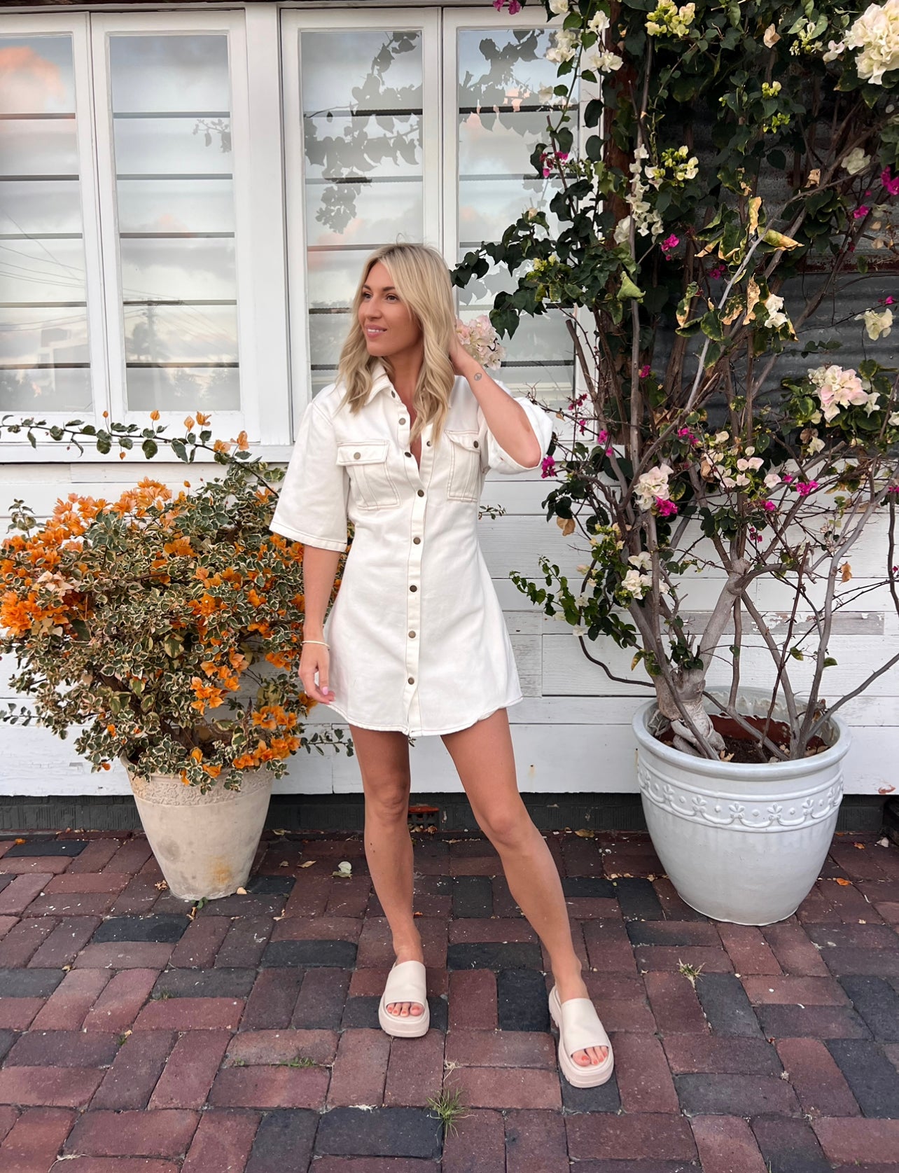 Gigi Denim Dress - White Rari Boutique Gigi Denim Dress - White Rari Boutique